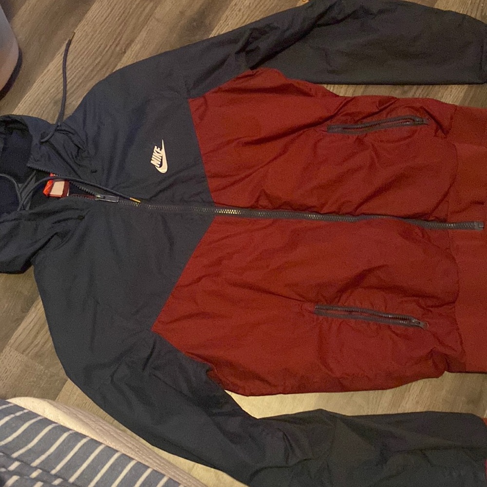 Nike windbreaker